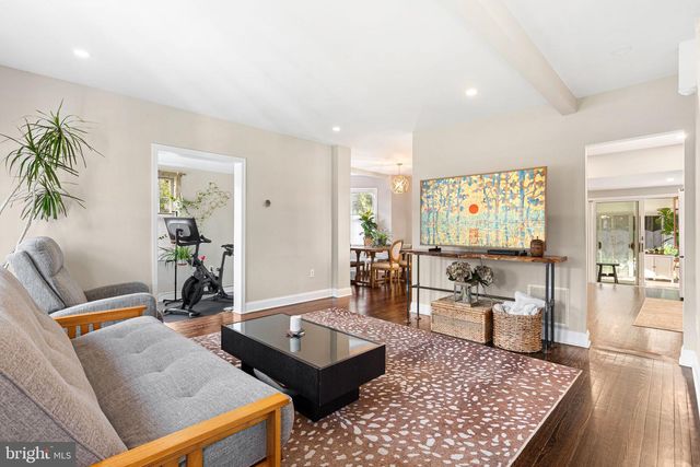 84 VIRGINIA AVE, Westmont, NJ 08108