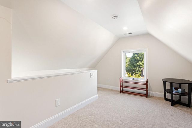 84 VIRGINIA AVE, Westmont, NJ 08108