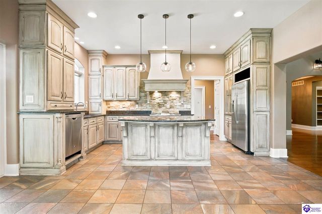 111 Anniston Way, Elizabethtown, KY 42701