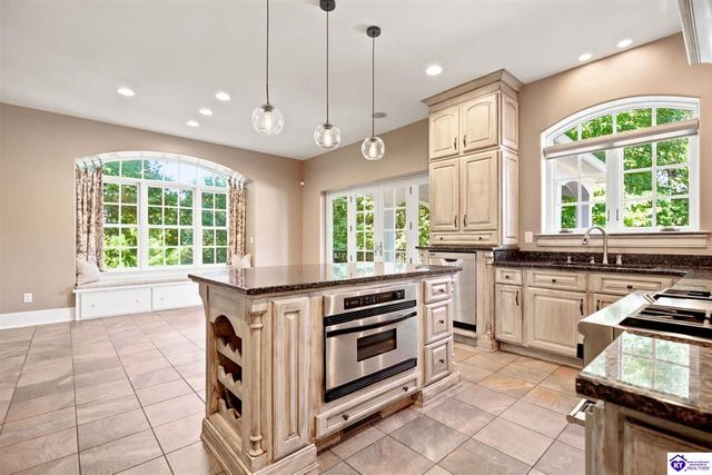 111 Anniston Way, Elizabethtown, KY 42701