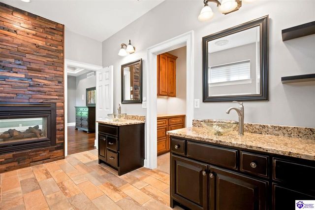 111 Anniston Way, Elizabethtown, KY 42701