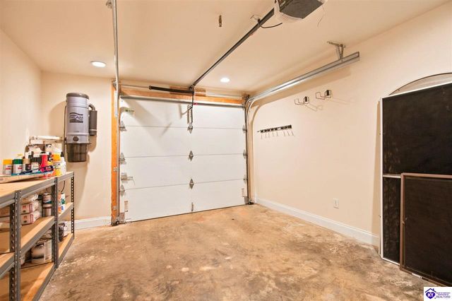 111 Anniston Way, Elizabethtown, KY 42701