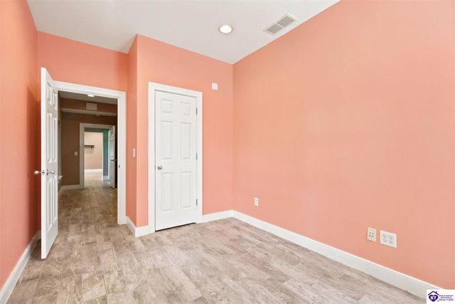 111 Anniston Way, Elizabethtown, KY 42701
