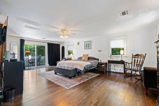 60 Brook Dr, Watchung Boro, NJ 07069
