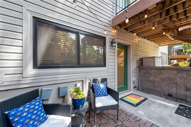445 W 10th Street, Kansas City, MO 64105