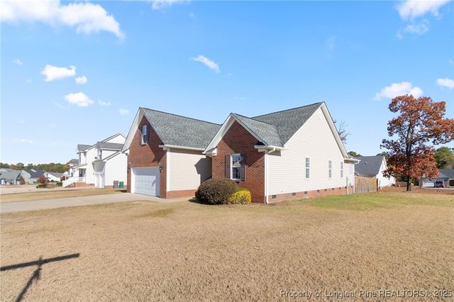 1504 Thoroughbred Trail, Parkton, NC 28371