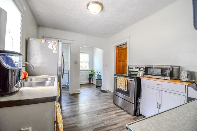 427 Sandalwood Drive, Dayton, OH 45405