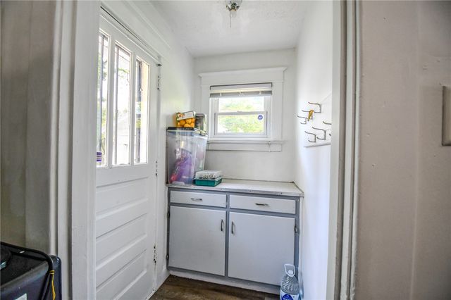 427 Sandalwood Drive, Dayton, OH 45405