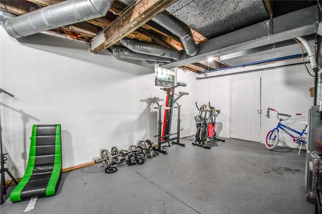 427 Sandalwood Drive, Dayton, OH 45405