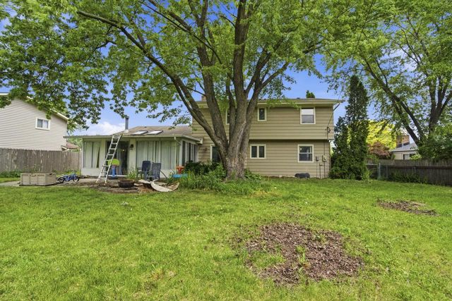 N83W18025 Le Mons DRIVE, Menomonee Falls, WI 53051
