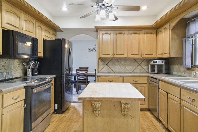 N83W18025 Le Mons DRIVE, Menomonee Falls, WI 53051