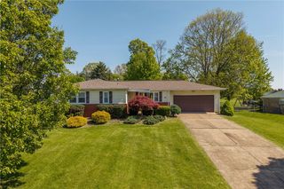 82 Webb Drive, N Franklin Twp, PA 15301