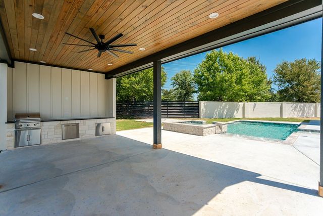 1600 Windmill Court, Lucas, TX 75002