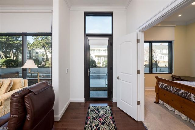 116 42nd ST, Virginia Beach, VA 23451