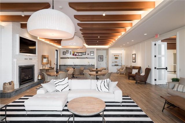 116 42nd ST, Virginia Beach, VA 23451