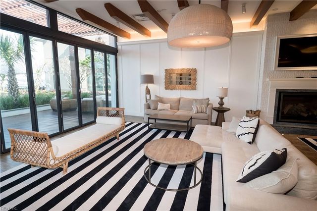 116 42nd ST, Virginia Beach, VA 23451