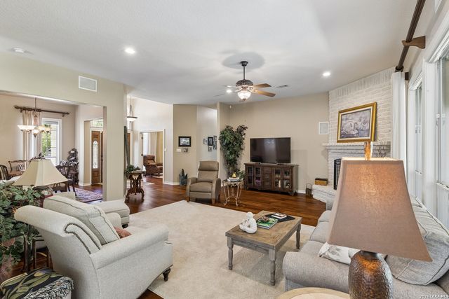 19002 Sweet Mary, San Antonio, TX 78255