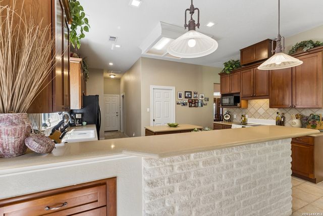 19002 Sweet Mary, San Antonio, TX 78255