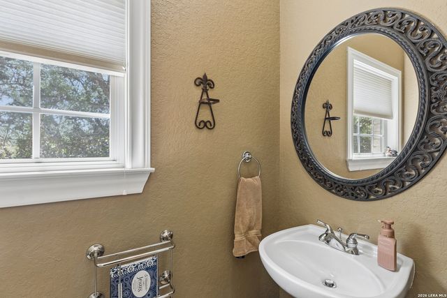 19002 Sweet Mary, San Antonio, TX 78255