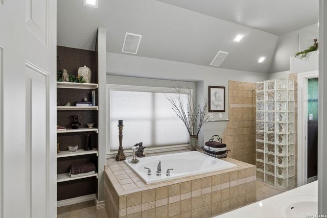 19002 Sweet Mary, San Antonio, TX 78255