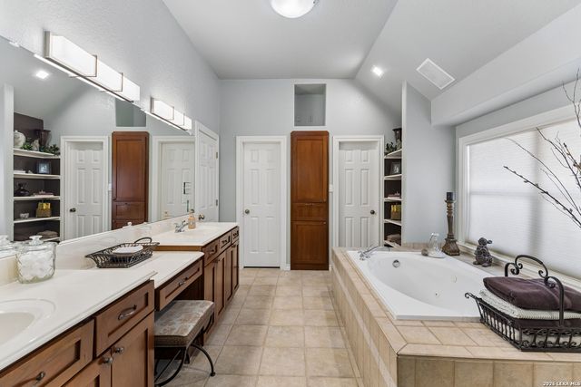19002 Sweet Mary, San Antonio, TX 78255