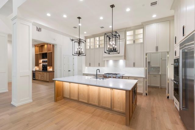 7413 High Meadow Ridge Drive, Montgomery, TX 77316