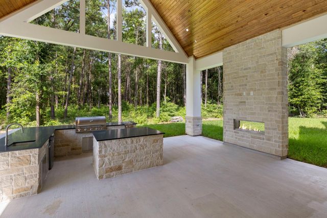 7413 High Meadow Ridge Drive, Montgomery, TX 77316