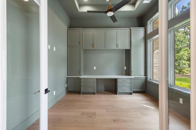 7413 High Meadow Ridge Drive, Montgomery, TX 77316