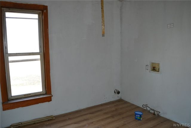 8 Monroe Street, Hanover, NY 14136