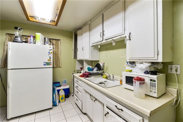 18793 San Bernardino, Bloomington, CA 92316