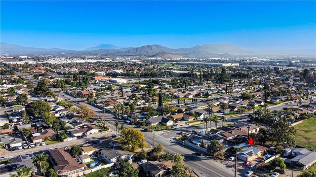 18793 San Bernardino, Bloomington, CA 92316