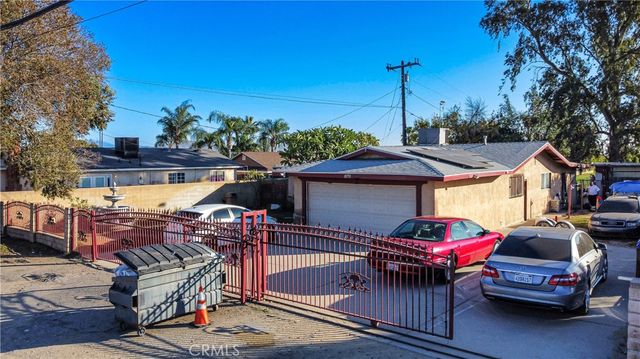 18793 San Bernardino, Bloomington, CA 92316