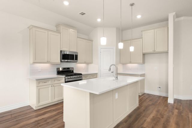 10320 Woodhill Spa Lane, Cleveland, TX 77327