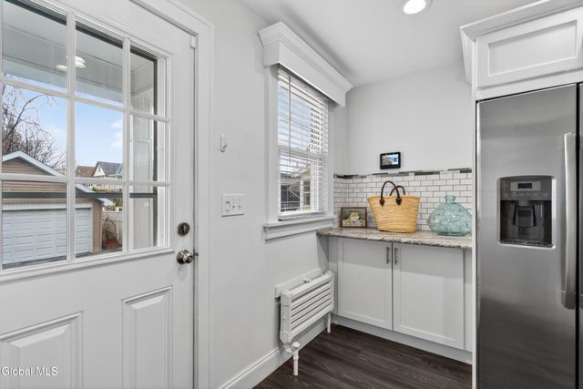 58 Woodrow Court, Troy, NY 12180