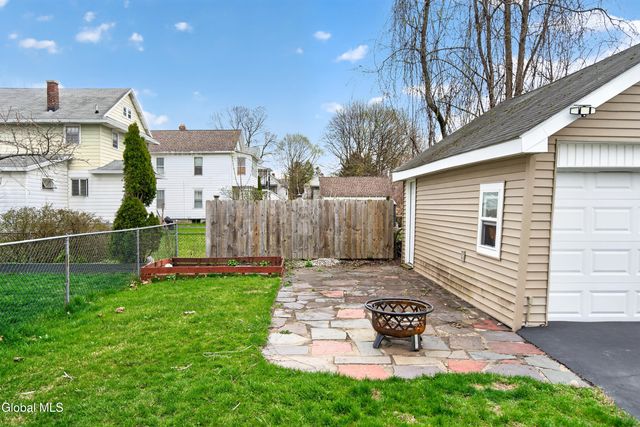 58 Woodrow Court, Troy, NY 12180