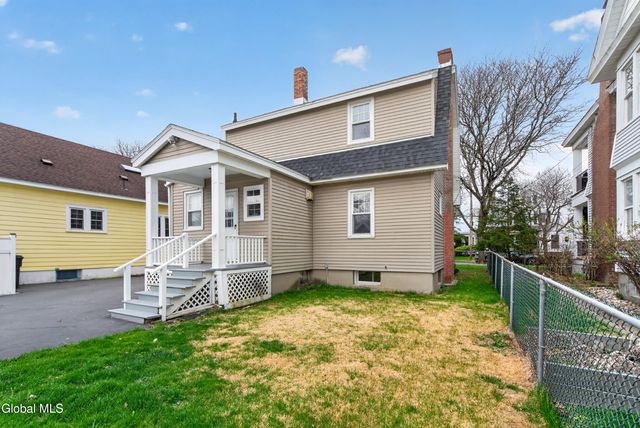 58 Woodrow Court, Troy, NY 12180