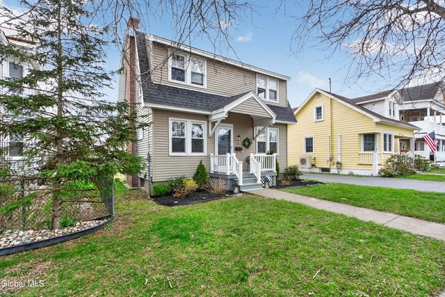 58 Woodrow Court, Troy, NY 12180