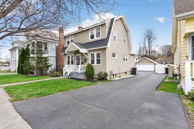 58 Woodrow Court, Troy, NY 12180