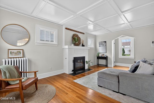 58 Woodrow Court, Troy, NY 12180