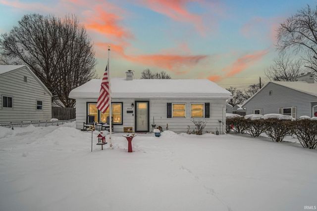 3802 S Carroll Street, South Bend, IN 46614