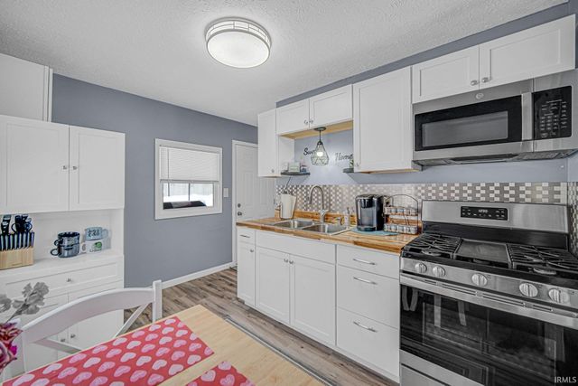 3802 S Carroll Street, South Bend, IN 46614