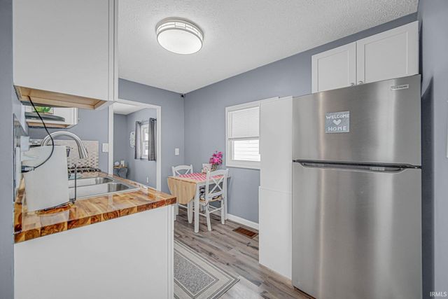 3802 S Carroll Street, South Bend, IN 46614