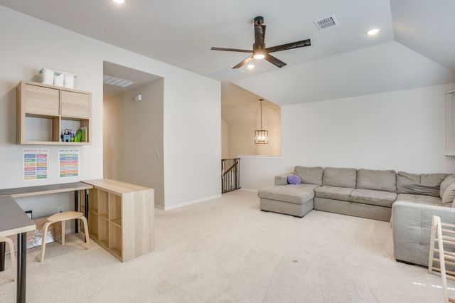 222 Shawnee Trail, Alvarado, TX 76009