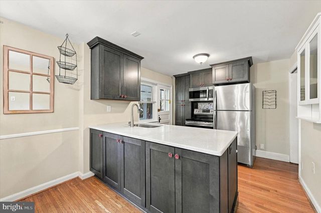 203 CANTERBURY RD, Havertown, PA 19083