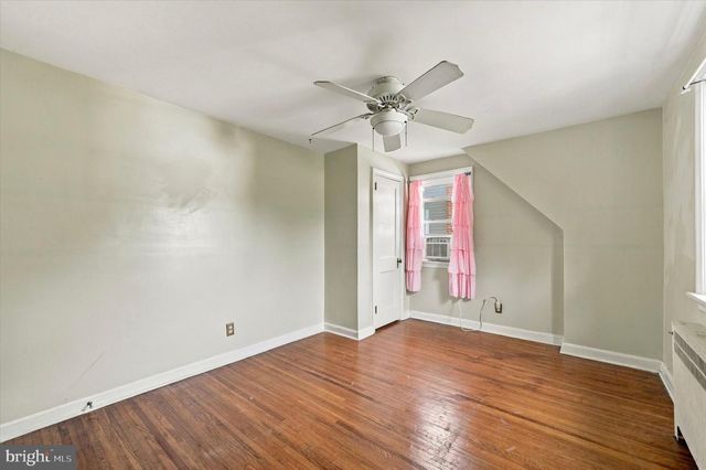 203 CANTERBURY RD, Havertown, PA 19083