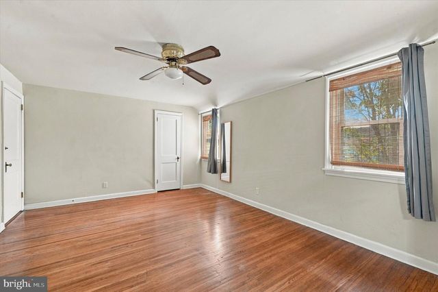 203 CANTERBURY RD, Havertown, PA 19083