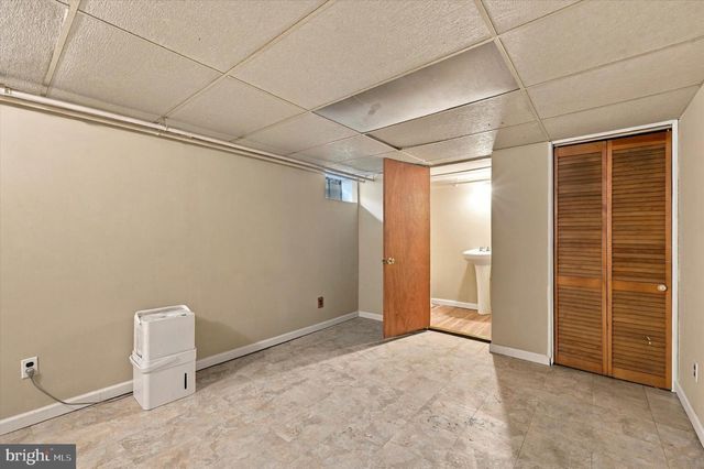 203 CANTERBURY RD, Havertown, PA 19083