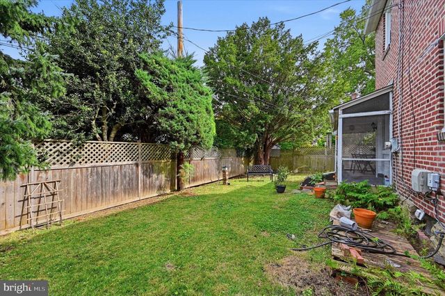 203 CANTERBURY RD, Havertown, PA 19083