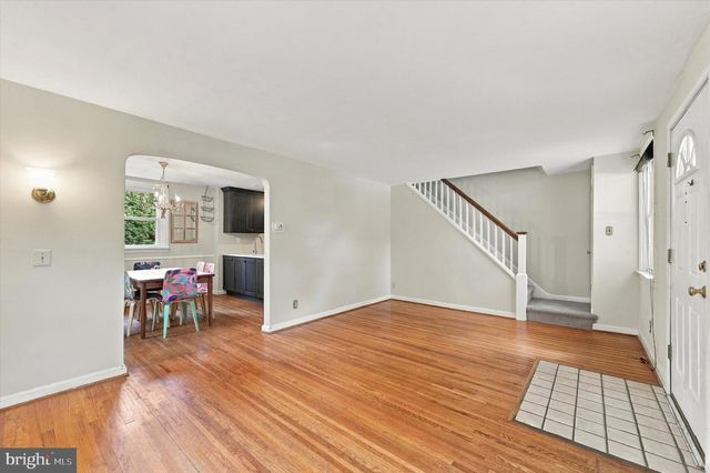 203 CANTERBURY RD, Havertown, PA 19083