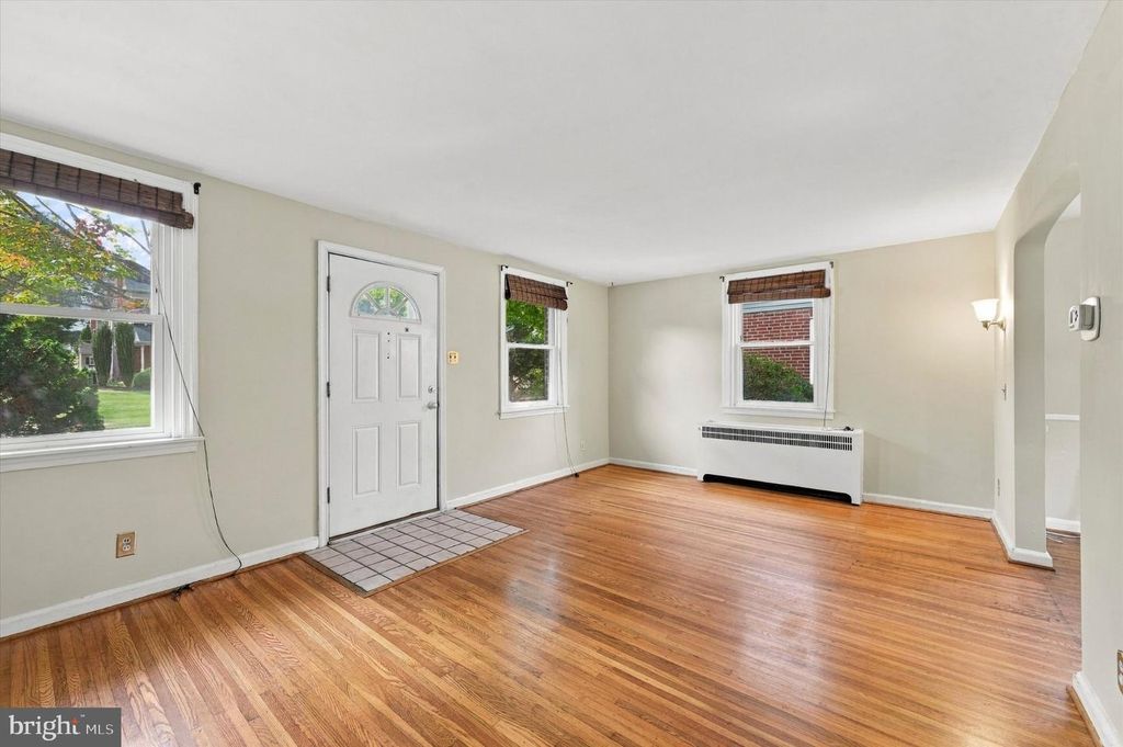 203 CANTERBURY RD, Havertown, PA 19083 — photo 4